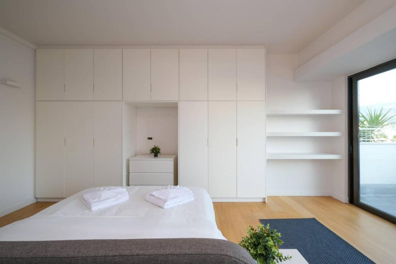 Urban Luxury Homm Apt. In Deinokratous Str. Appartamento Atene Esterno foto